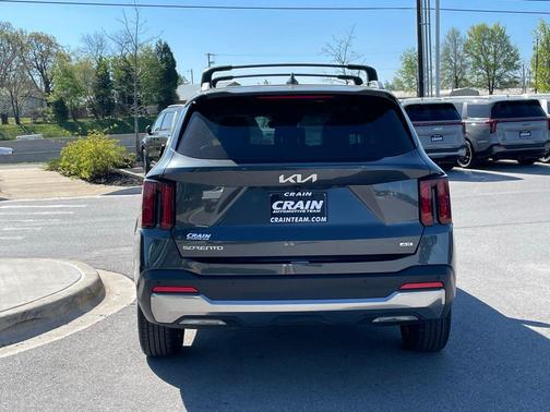 Gravity Gray 2024 Kia Sorento S