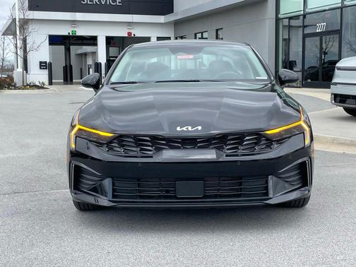 Aurora Black Pearl 2026 Kia K5 LXS FWD