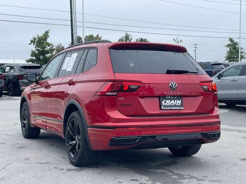 2024 Volkswagen Tiguan 2.0T SE R-Line Black