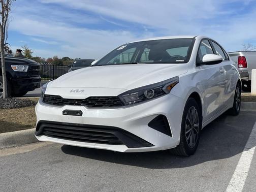 2024 Kia Forte LXS