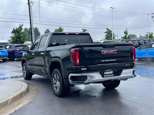 Onyx Black 2025 GMC Sierra 1500 SLT