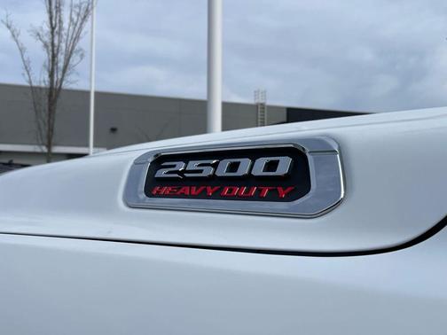 2025 RAM 2500 Big Horn Crew Cab 4x4 6'4' Box