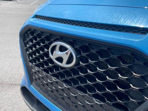 2020 Hyundai KONA SE