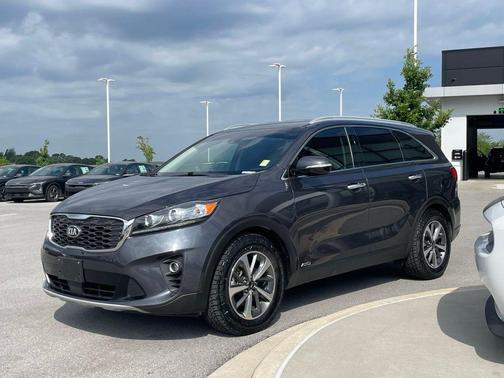 Platinum Graphite 2019 Kia Sorento EX