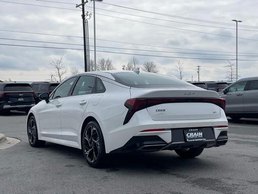 2025 Kia K5 GT-Line