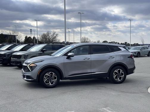 2024 Kia Sportage LX