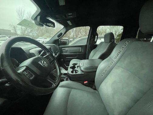 Bright White Clearcoat 2017 RAM 2500 Power Wagon