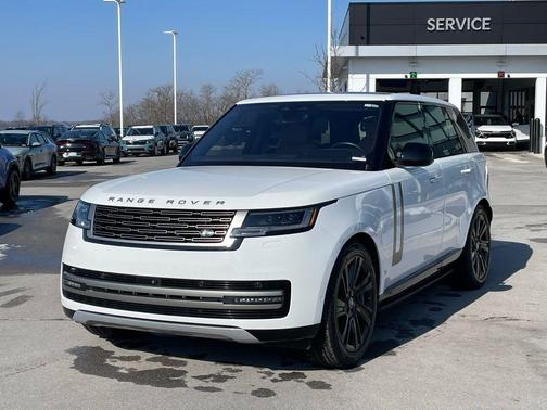 2023 Land Rover Range Rover P400 SE