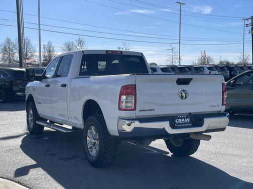 2023 RAM 2500 Big Horn Crew Cab 4x4 6'4' Box