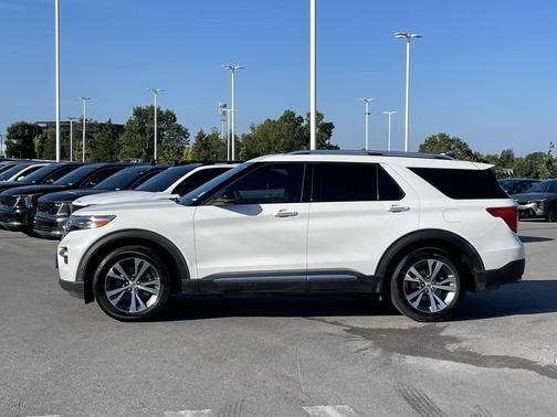 2020 Ford Explorer Platinum