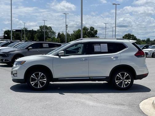 2017 Nissan Rogue SL
