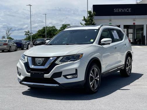 2017 Nissan Rogue SL