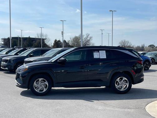 2024 Hyundai TUCSON SEL