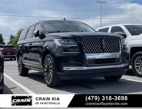 2022 Lincoln Navigator Black Label