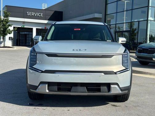 2026 Kia EV9 Light Long Range