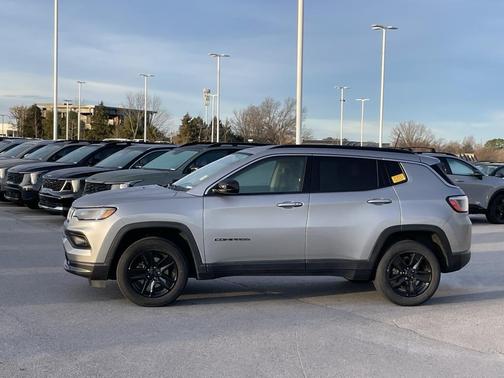 2022 Jeep Compass Latitude