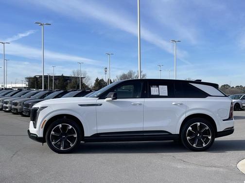 2025 Cadillac Escalade IQ Sport 1