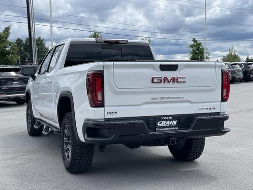 2025 GMC Sierra 1500 AT4X