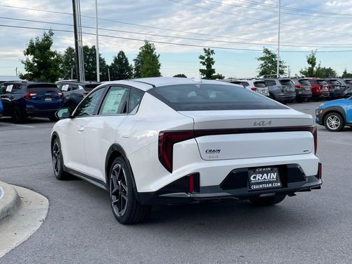 White Pearl 2026 Kia K4 GT-Line