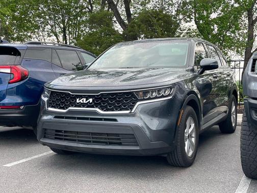 Gravity Gray 2023 Kia Sorento LX