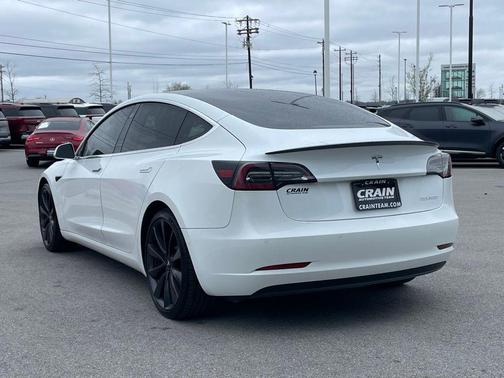 Pearl White Multi-Coat 2020 Tesla Model 3 Performance