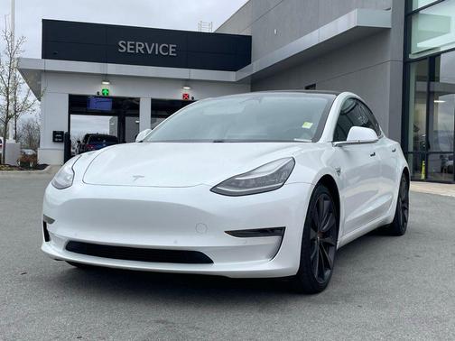 Pearl White Multi-Coat 2020 Tesla Model 3 Performance