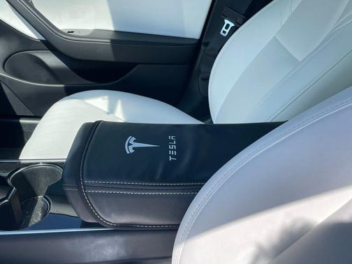 2020 Tesla Model 3 Performance