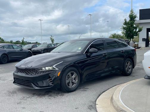 Ebony Black 2023 Kia K5 LXS
