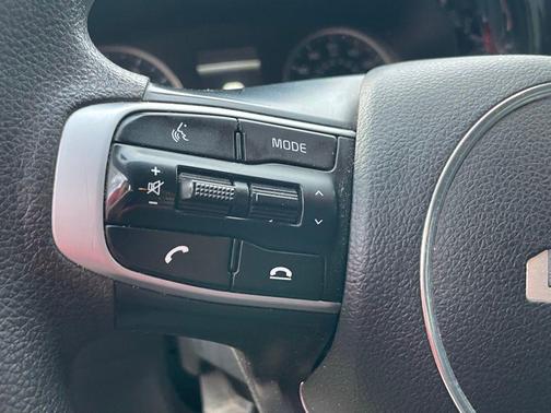 Ebony Black 2023 Kia K5 LXS