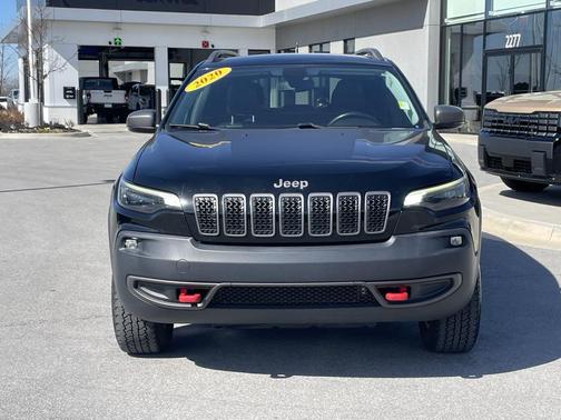 2020 Jeep Cherokee Trailhawk