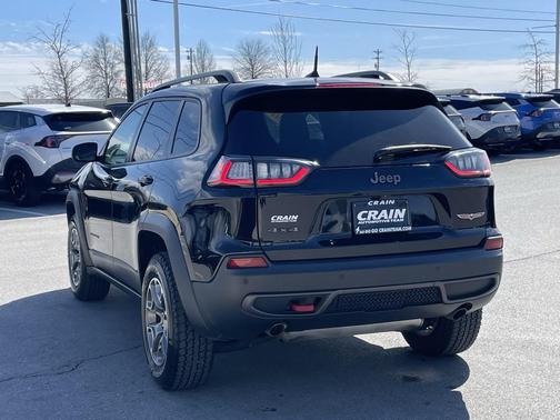 2020 Jeep Cherokee Trailhawk