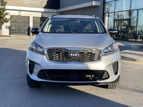 2020 Kia Sorento S