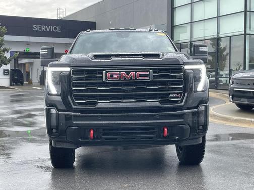 2024 GMC Sierra 2500 AT4