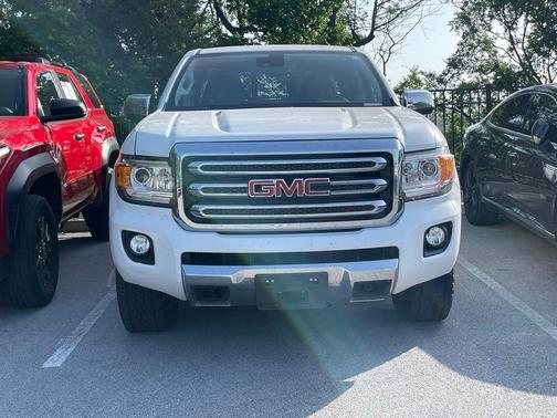 Summit White 2017 GMC Canyon SLT