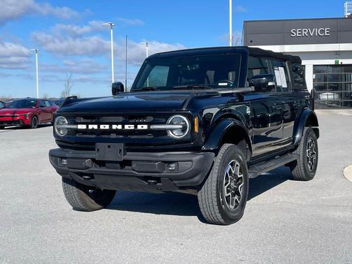 2022 Ford Bronco Outer Banks