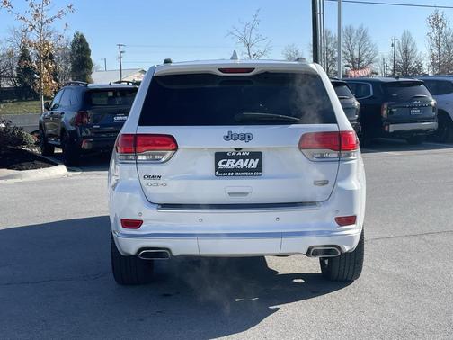 2016 Jeep Grand Cherokee Summit