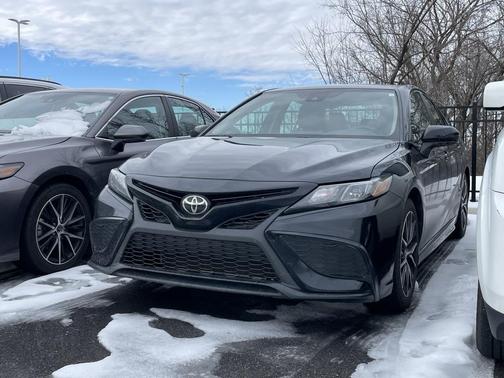 2024 Toyota Camry LE