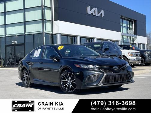 2024 Toyota Camry LE