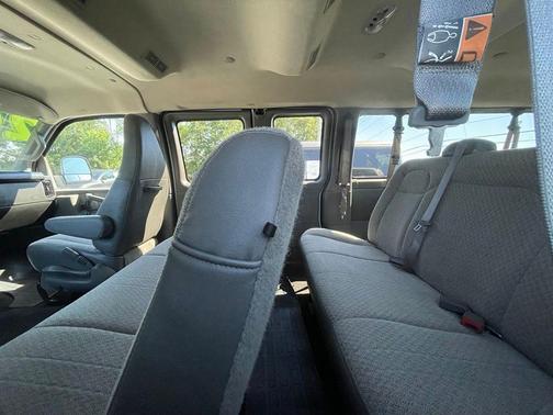 Summit White 2024 Chevrolet Express 3500 LS
