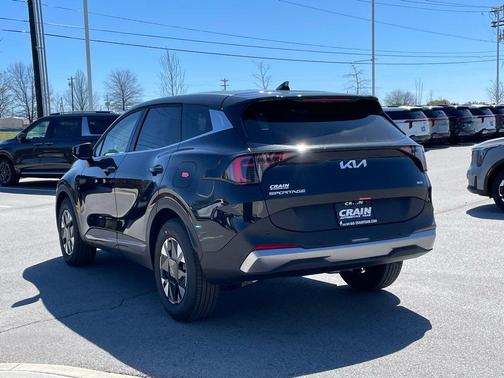 Fusion Black 2026 Kia Sportage Hybrid LX