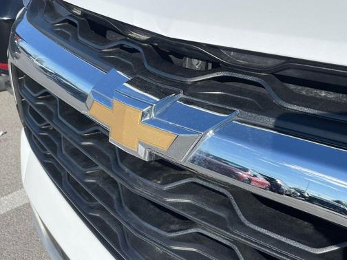 Summit White 2025 Chevrolet Blazer 2LT