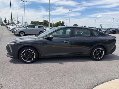 Interstellar Gray 2026 Kia K4 EX