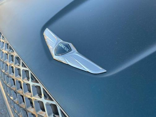 Green 2023 Genesis GV70 2.5T AWD