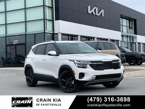 Snow White Pearl 2026 Kia Seltos EX