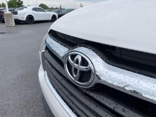 Blizzard Pearl 2016 Toyota Highlander XLE
