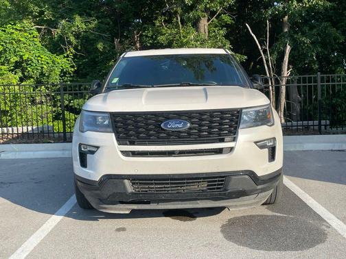 White Platinum Clearcoat Metallic 2019 Ford Explorer Sport