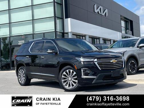 Black Metallic 2023 Chevrolet Traverse Premier