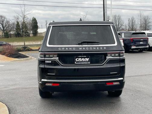 Diamond Black Crystal Pearlcoat 2022 Jeep Grand Wagoneer Series II 4x4