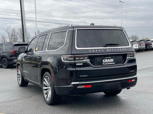 Diamond Black Crystal Pearlcoat 2022 Jeep Grand Wagoneer Series II 4x4