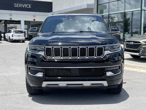 2024 Jeep Wagoneer Series II 4x2